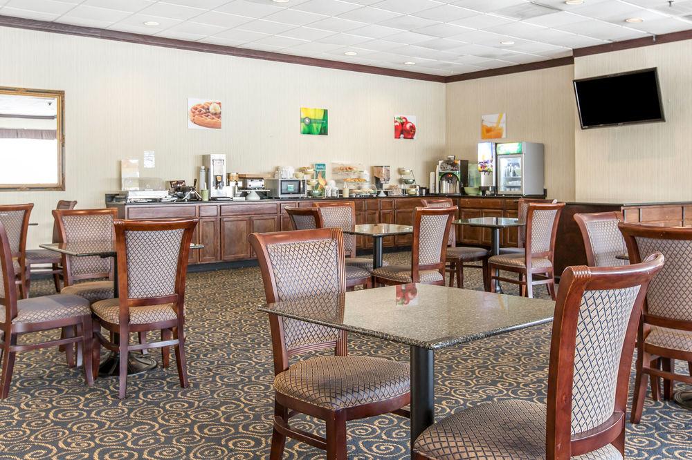 Days Inn By Wyndham Havelock Ngoại thất bức ảnh